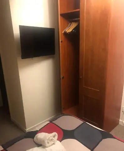 Private Comfortable Bedroom With Ensuite Dublin 0*,  Ireland